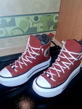 Converse Chuck Taylor All Star Move Platform Hi - Terracotta Pink Heart Edition